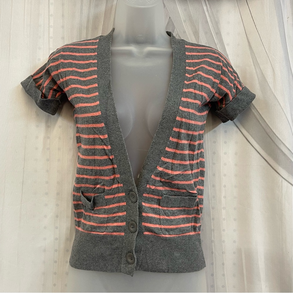 Y2K AE AEO American Eagle XS Gray Pink Striped Cardigan Preppy Short Sleeve Soft